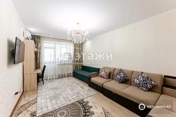 2-комнатная квартира, этаж 8 из 13, 59 м²
