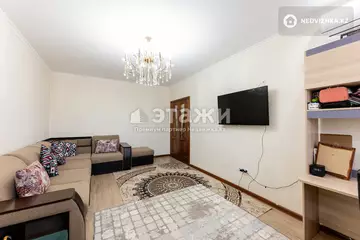 2-комнатная квартира, этаж 8 из 13, 59 м²