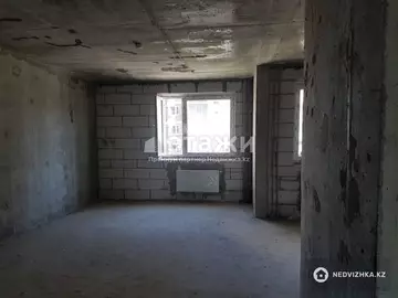 2-комнатная квартира, этаж 8 из 13, 74 м²