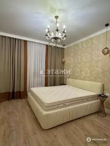 3-комнатная квартира, этаж 8 из 9, 97 м²