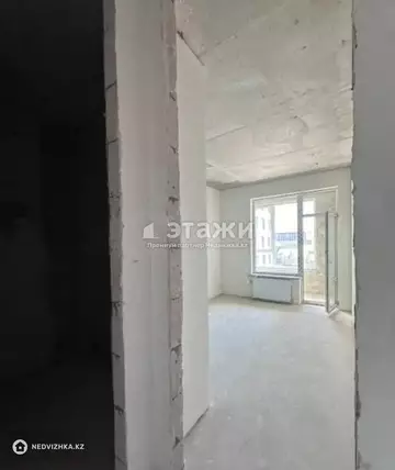 3-комнатная квартира, этаж 4 из 12, 91 м²