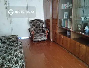 3-комнатная квартира, этаж 3 из 5, 58 м²
