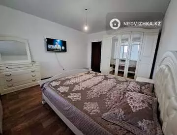 3-комнатная квартира, этаж 3 из 3, 103 м²