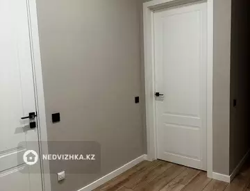 1-комнатная квартира, этаж 15 из 17, 45 м², посуточно