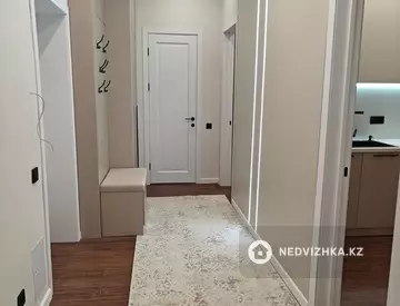 2-комнатная квартира, этаж 12 из 12, 65 м², на длительный срок