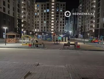 2-комнатная квартира, этаж 12 из 12, 65 м², на длительный срок