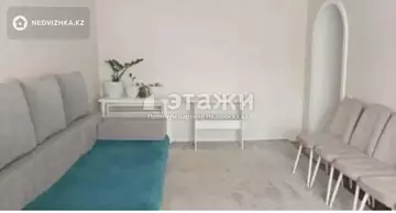 2-комнатная квартира, этаж 4 из 10, 54 м²