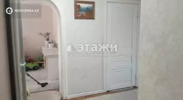 2-комнатная квартира, этаж 4 из 10, 54 м²