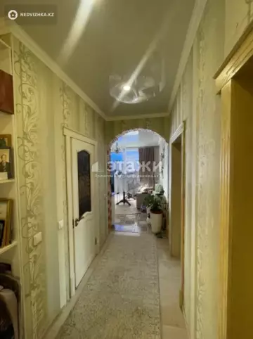 3-комнатная квартира, этаж 6 из 17, 71 м²