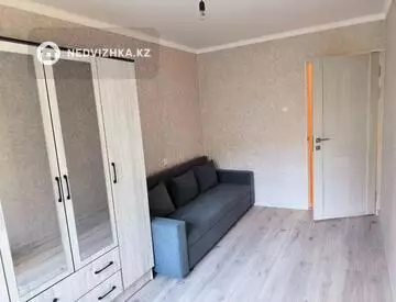 2-комнатная квартира, этаж 3 из 5, 48 м²