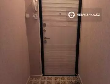 2-комнатная квартира, этаж 3 из 5, 48 м²