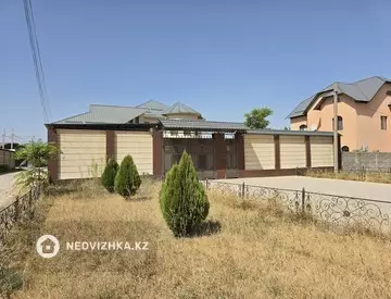 5-комнатный дом, 13.5 соток, 375 м²