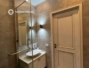 2-комнатная квартира, этаж 12 из 17, 76 м²