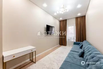 2-комнатная квартира, этаж 1 из 12, 70 м²