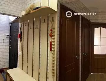 4-комнатная квартира, этаж 1 из 3, 74 м²