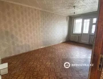2-комнатная квартира, этаж 4 из 5, 45 м²