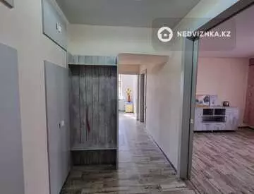2-комнатная квартира, этаж 2 из 2, 54 м²