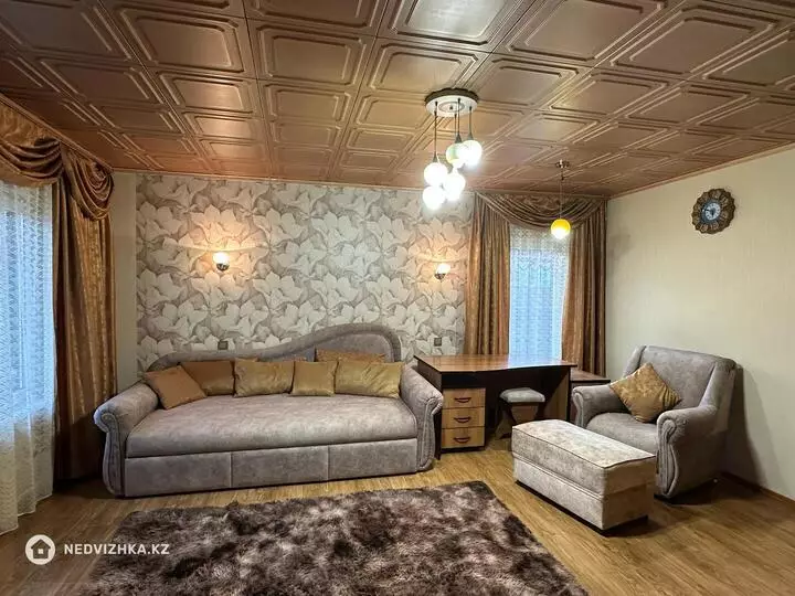76 м², 3-комнатный дом, 3 соток, 76 м², на длительный срок, изображение - 1