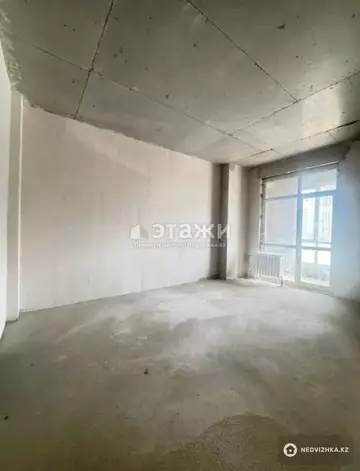 4-комнатная квартира, этаж 2 из 11, 126 м²