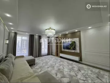 3-комнатная квартира, этаж 6 из 12, 109 м²