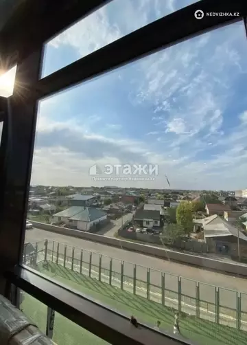 2-комнатная квартира, этаж 4 из 13, 42 м²