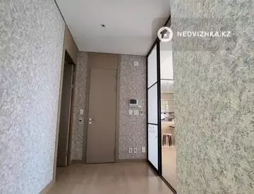 3-комнатная квартира, этаж 6 из 22, 107 м²