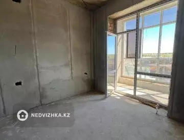 1-комнатная квартира, этаж 2 из 5, 37 м²