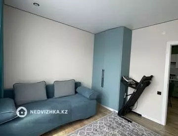 3-комнатная квартира, этаж 1 из 9, 72 м²