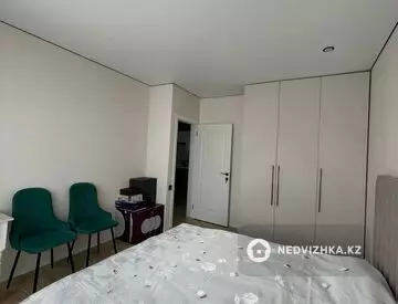 3-комнатная квартира, этаж 1 из 9, 72 м²