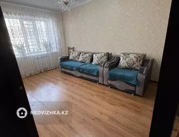 2-комнатная квартира, этаж 8 из 9, 54 м², на длительный срок