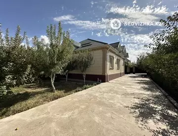 5-комнатный дом, 8 соток, 214 м²