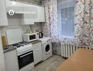 43.5 м², 2-комнатная квартира, этаж 1 из 4, 44 м², посуточно, изображение - 4