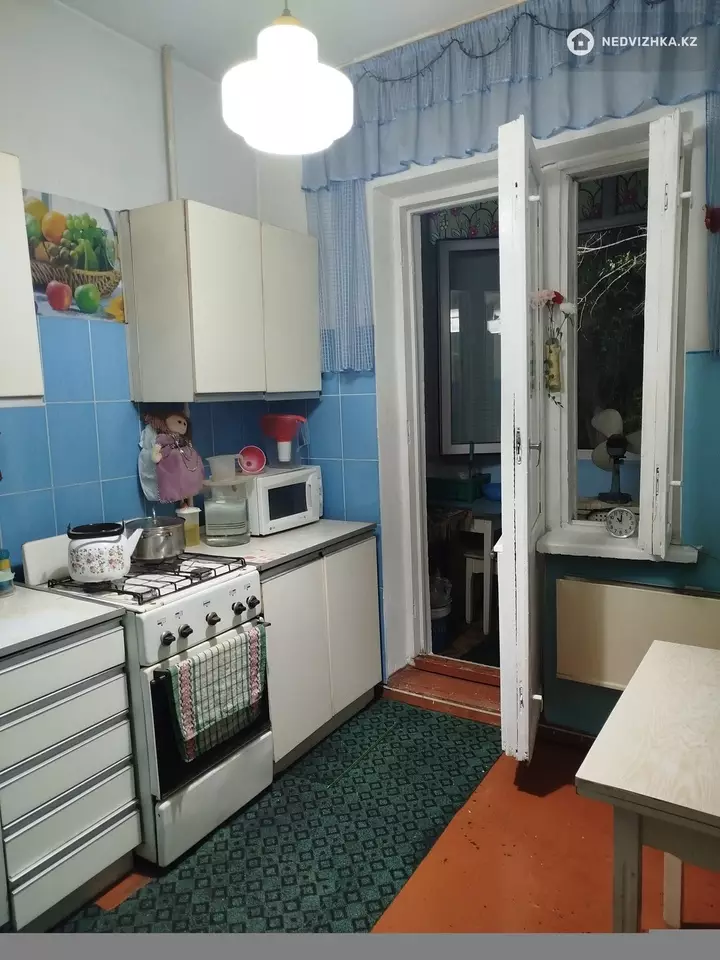 63 м², 3-комнатная квартира, этаж 3 из 5, 63 м², изображение - 1