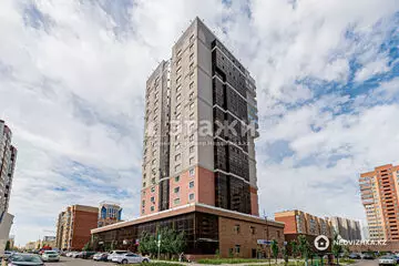 3-комнатная квартира, этаж 6 из 19, 85 м²