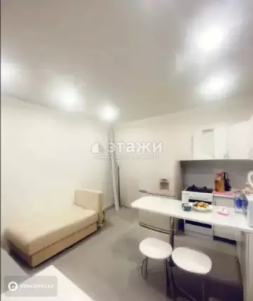 2-комнатная квартира, этаж 4 из 4, 30 м²