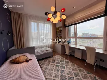 3-комнатная квартира, этаж 8 из 9, 87 м²