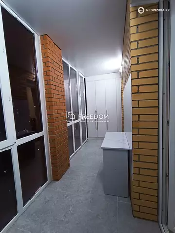 2-комнатная квартира, этаж 7 из 12, 42 м²
