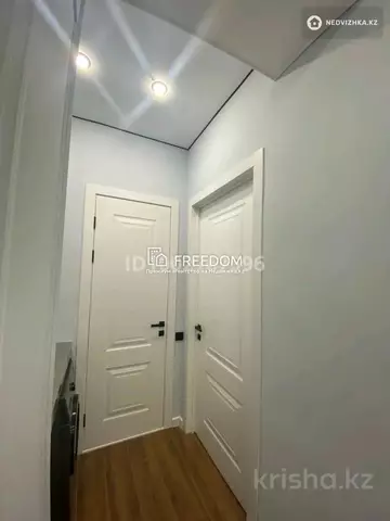 2-комнатная квартира, этаж 3 из 9, 55 м²