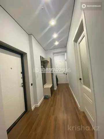 2-комнатная квартира, этаж 3 из 9, 55 м²