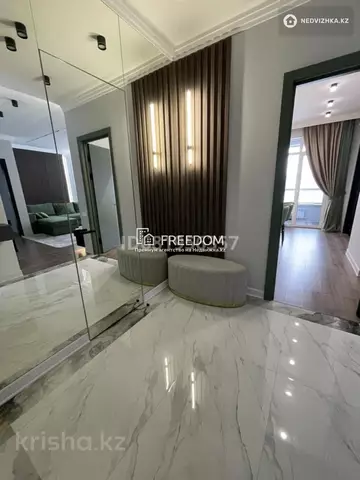 4-комнатная квартира, этаж 8 из 9, 135 м²