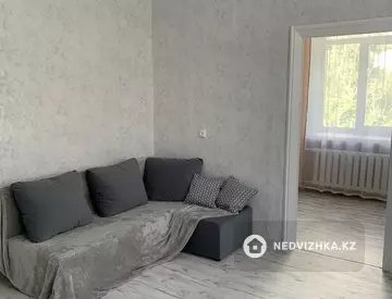 2-комнатная квартира, этаж 3 из 4, 40 м²
