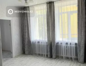 2-комнатная квартира, этаж 3 из 4, 40 м²