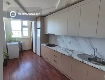 1-комнатная квартира, этаж 4 из 5, 42 м²