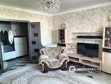 3-комнатная квартира, этаж 6 из 6, 66 м²