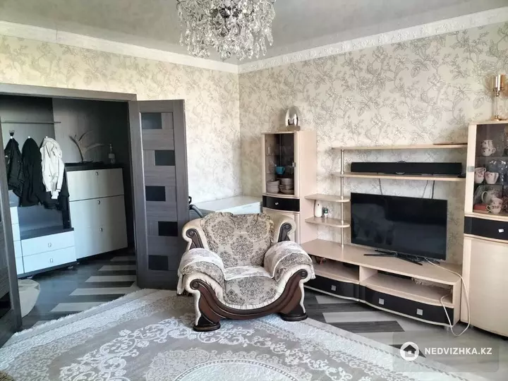 66.1 м², 3-комнатная квартира, этаж 6 из 6, 66 м², изображение - 1