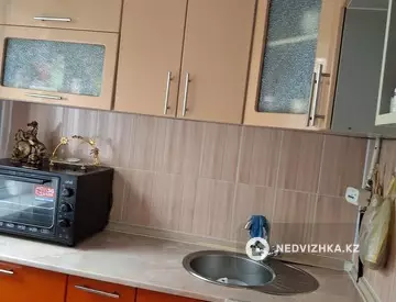 1-комнатная квартира, этаж 3 из 5, 33 м²