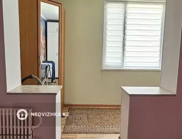 1-комнатная квартира, этаж 4 из 5, 36 м²