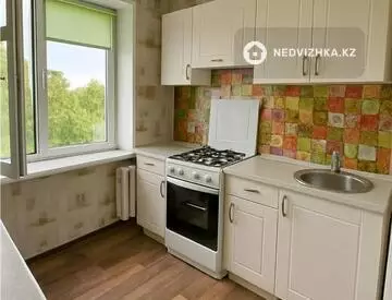 2-комнатная квартира, этаж 4 из 5, 43 м²