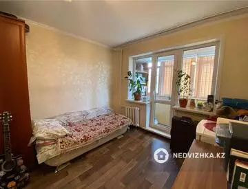 2-комнатная квартира, этаж 4 из 5, 43 м²