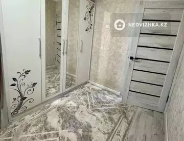 2-комнатная квартира, этаж 1 из 9, 45 м²